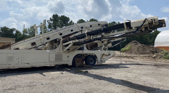 Metso Nordberg R221-STD mobile screen